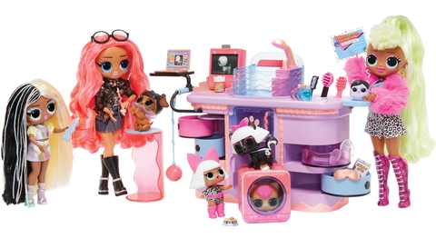 LOL Surprise OMG Rescue Vet Set with 45+ Surprises Including Color Change Features, 2 New Pets, and Exclusive Fashion Doll, Dr. Heart - Gift for Kids LOL Surprise OMG Rescue Vet Set with 45+ Surprises Including Color Change Features, 2 New Pets, and Exclusive Fashion Doll, Dr. Heart - Gift for Kids