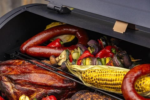 Pit Boss Classic 700 Sq in Wood Pellet Grill and Smoker Pit Boss Classic 700 Sq in Wood Pellet Grill and Smoker