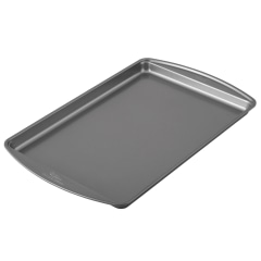 Round Cake Pan by Celebrate It®