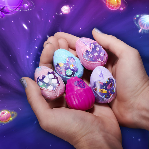 Hatchimals CollEGGtibles, Cosmic Candy Limited Edition Secret Snacks  12-Pack Egg Carton, Easter Gifts, Kids Toys for Girls Ages 5 and up