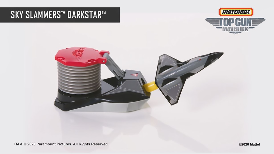 thumbnail video image 3 of Matchbox Sky Slammers Top Gun: Maverick Jet Plane Launchers Toys for Kids 4 Years and Up, 3 of 8