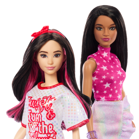 Poupée Barbie Fashionistas #185 : cheveux noirs et robe en jean