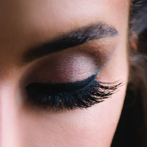 Full volume lashes feel totally weightless