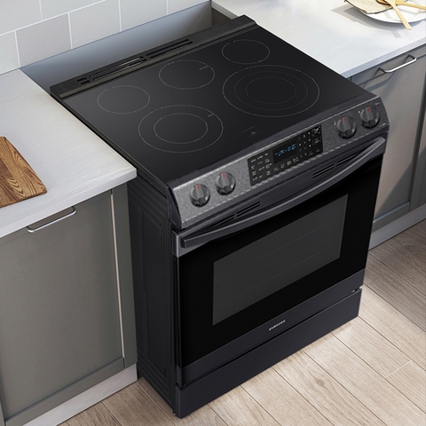Samsung 30-inch Slide-in Electric Range with Wi-Fi Connectivity NE63T8