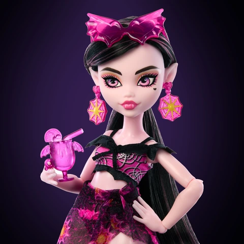 Monster High Scare adise Island Heath Burns Doll Mattel