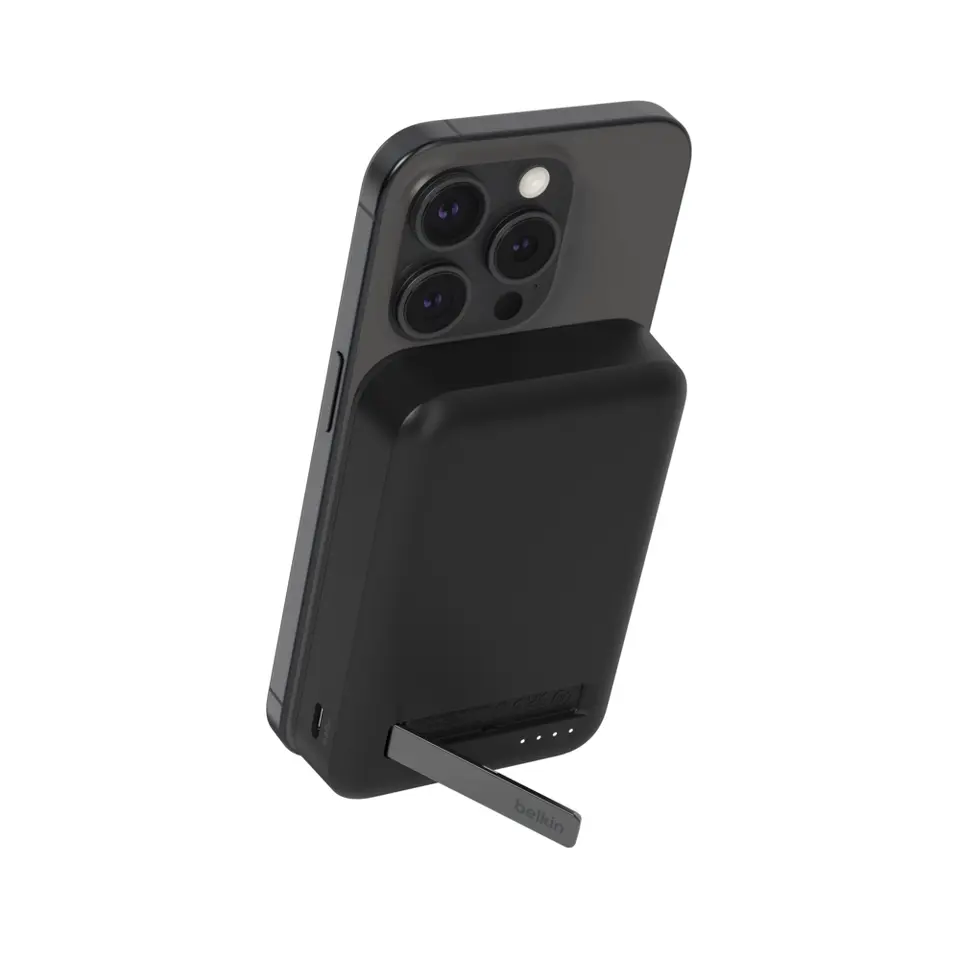 Belkin BoostCharge Pro Magnetic Power Bank 10K - BPD008BTBK | Abt