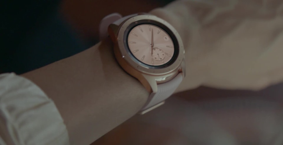 thumbnail video image 2 of Pre-Owned Samsung Galaxy Watch (42mm) SM-R810X GPS Bluetooth Only Smartwatch, 2 of 2