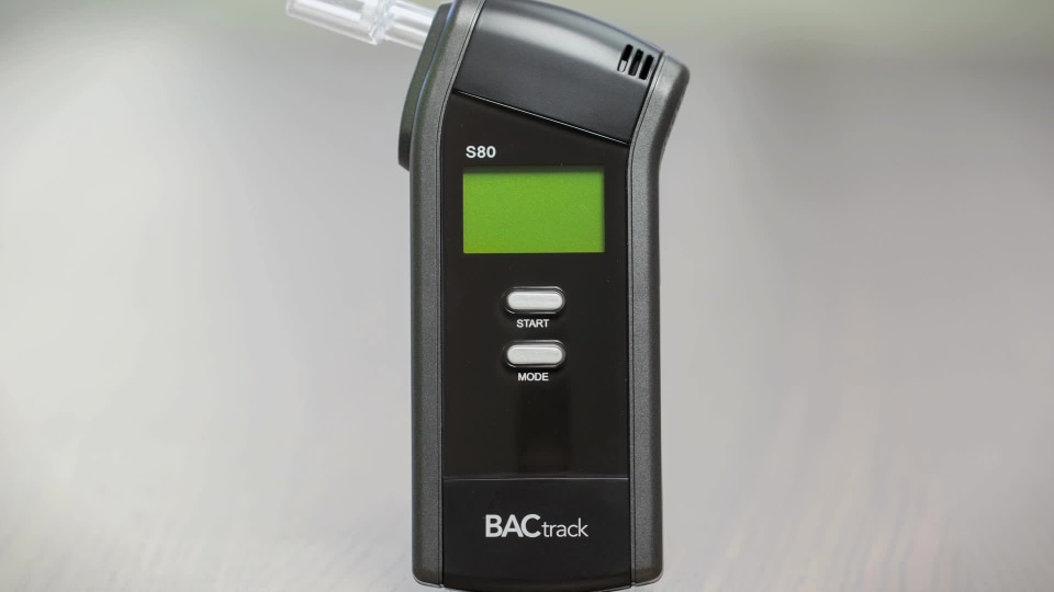 BACtrack S80 Breathalyzer ProfessionalGrade Accuracy DOT & NHTSA