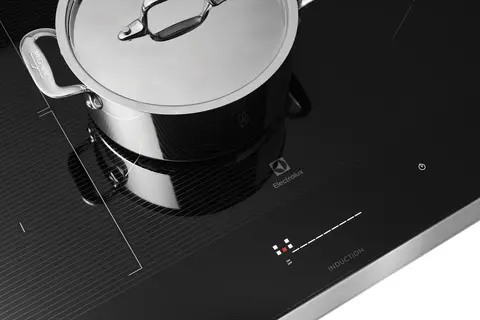 Electrolux 36'' Induction Cooktop with Precise Temperature Control