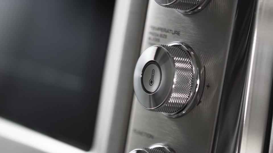 thumbnail video image 2 of DeLonghi Livenza Convection Oven with TriplePro Surround Cooking and 2 Racks, 2 of 7