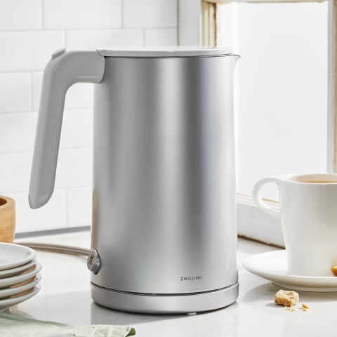 ZWILLING Enfinigy 1.56-qt Cool Touch Stainless Steel Electric Kettle Pro,  Tea Kettle, Gold, 50-oz - Harris Teeter
