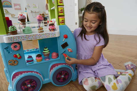 Play-doh Kitchen Creations Ultimate Ice Cream Toy Truck Playset : Target