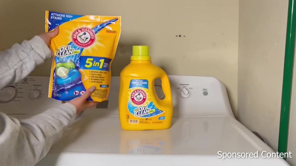 ARM & HAMMER Plus OxiClean, Fresh Scent, Stain Removing High Efficiency  (HE) Liquid Laundry Detergent