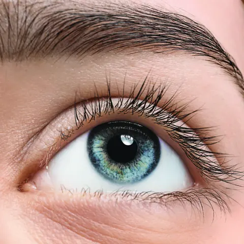 No damage to false or natural lashes