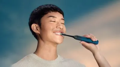 Philips Sonicare 9000 Toothbrush, Blue Black, Rechargeable, HX9911