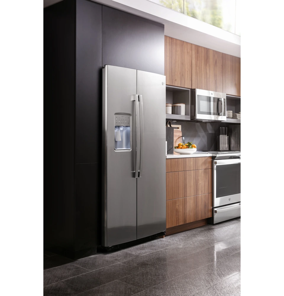 【414】Schneeページ GE® 25.3 Cu. Ft. Side-by-Side Refrigerator-Black Stainless