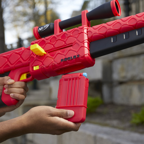 Nerf Roblox Zombie Attack Viper Strike Nerf Sniper-Inspired Blaster With  Scope