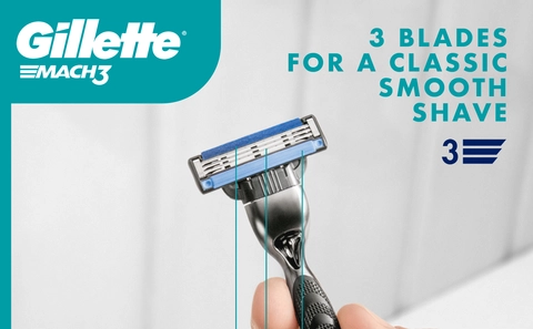 Razor head with 3 blades and an enhanced lubrication strip compared to Mach3 Base.