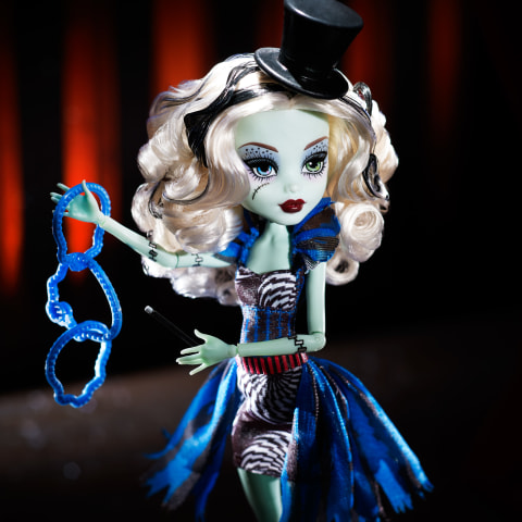 Boneca Monster High Boneca Freak Du Chic Frankie Stein - R$ 79,90