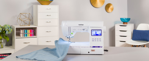 Brother SE1900 5 x 7 Deluxe Sewing Bundles