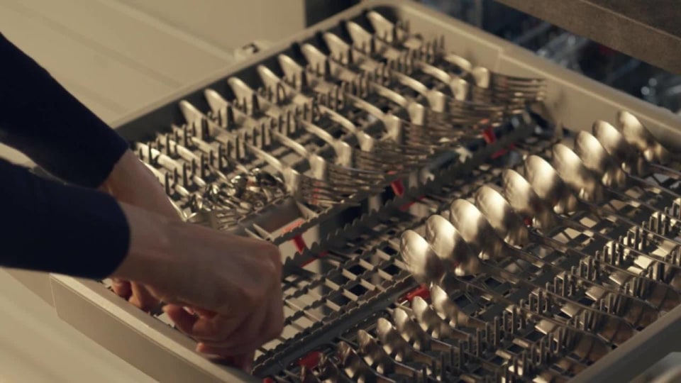 thumbnail video image 2 of Samsung DW80R9950UG 39 dB Black Stainless Steel Top Controlled Dishwasher, 2 of 11