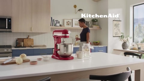 KitchenAid 7 Qt. Bowl-Lift Stand Mixer - KSM70SKXXER