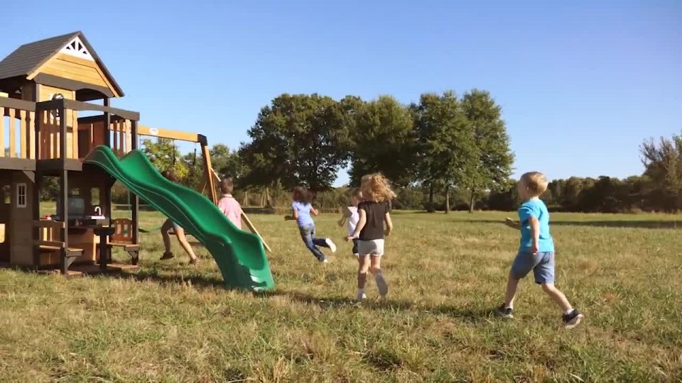 Backyard Discovery Canyon Creek Swing Set