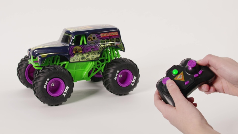 Monster Jam Grave Digger Freestyle Force RC Monster Truck, 1:15 Scale ...