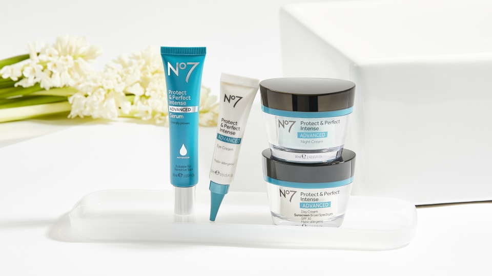 NO7 Protect & Perfect Intense Advanced Day Cream, SPF 30, 1.69 fl oz - image 2 of 8