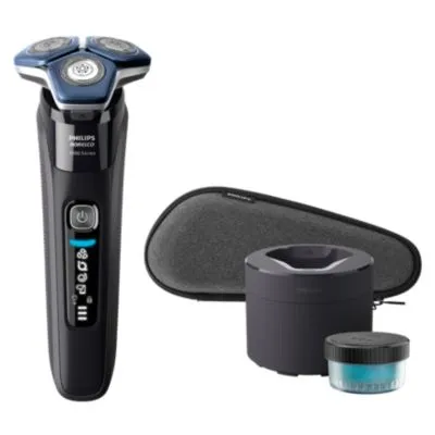 Philips Norelco Shaver 7600, Rechargeable Wet & Dry Electric