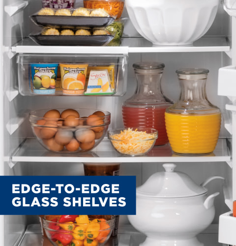 Edge-to-edge glass shelves