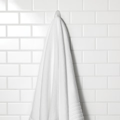 Command 5 lb. Large White Bath Towel Hook (1 Hooks, 1 Water Resistant Strips)  BATH17-ES - The Home Depot