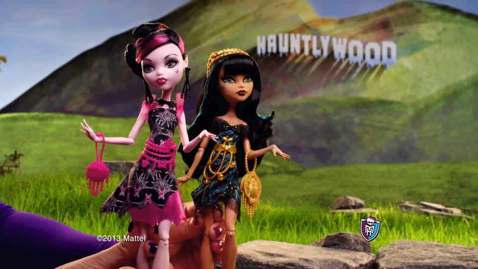 Monster High Frights, Camera, Action! Black Carpet Clawdeen Wolf