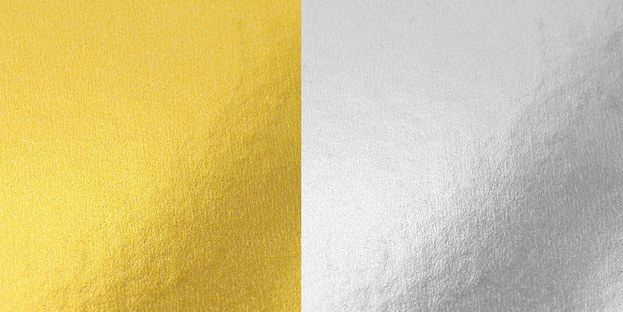 Representation of white gold, yellow gold.