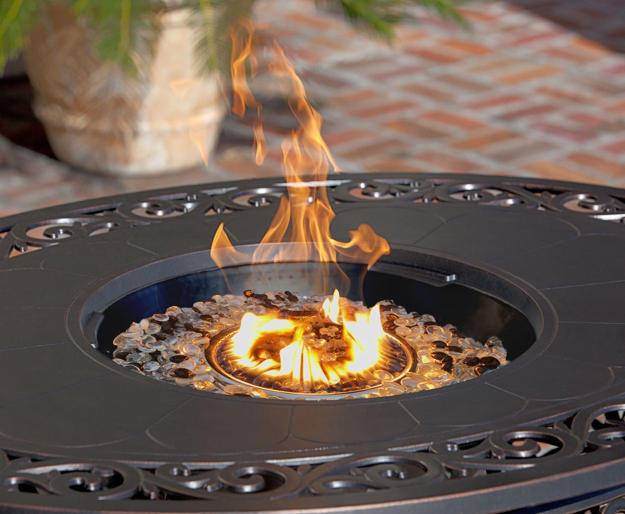 Paramount Cast Aluminum Oval Propane Fire Table