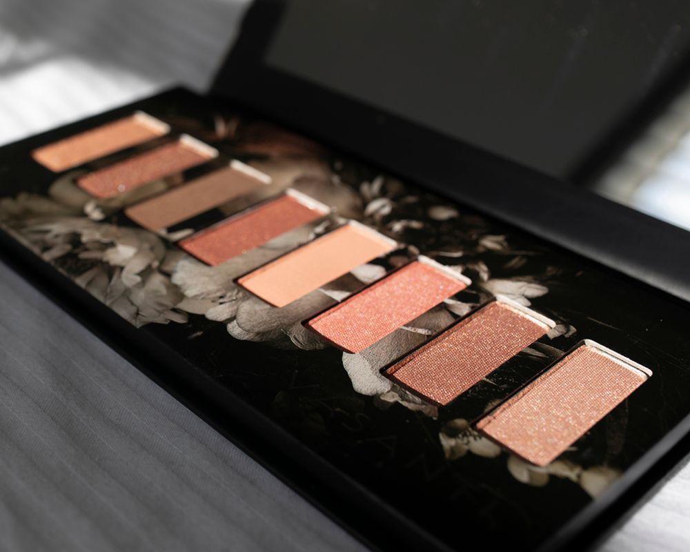 Metallic shimmer and matte shades in a beautiful foral packaging.
