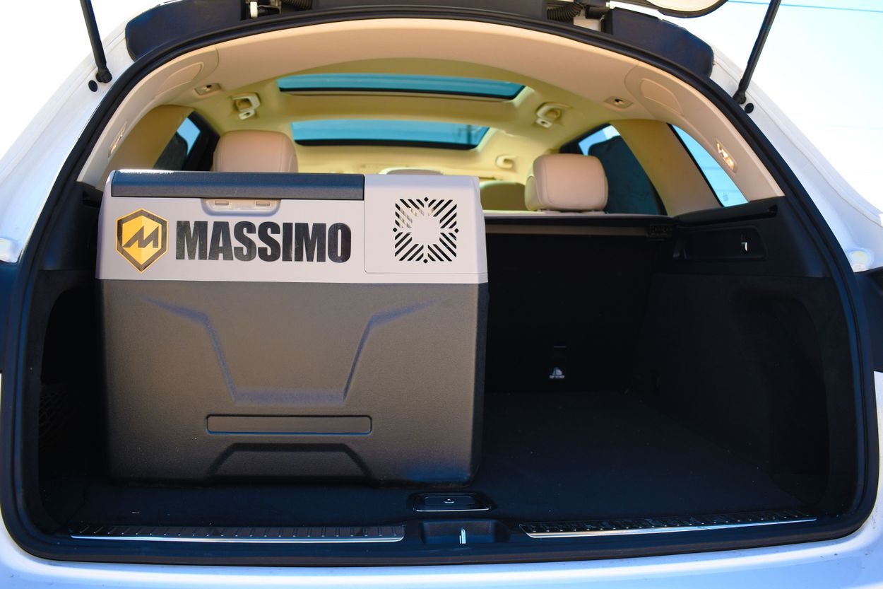 The Massimo CX40 E-Kooler at the back compartment of a vehicle